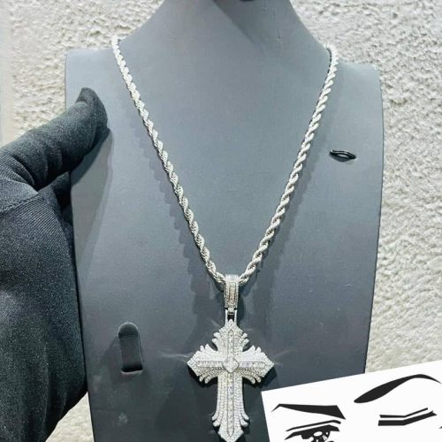 VVS Necklace – 20-Inch Pavé Cuban Link Chain