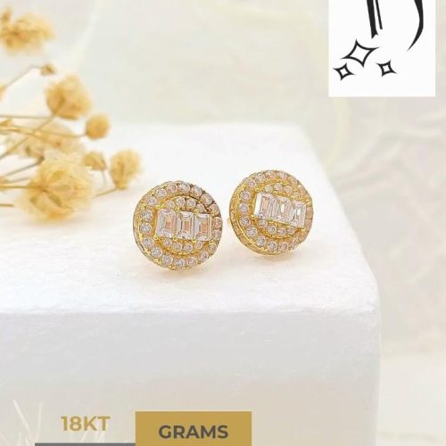 18K Gold Square Stud Earrings 3.6gram